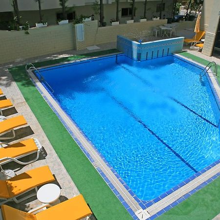 Saturn Hotel Kusadası Esterno foto
