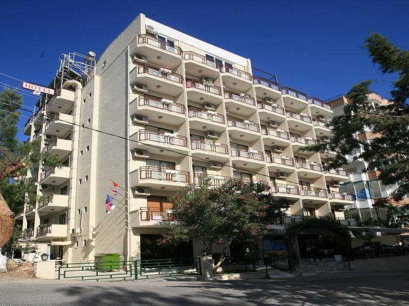 Saturn Hotel Kusadası Esterno foto
