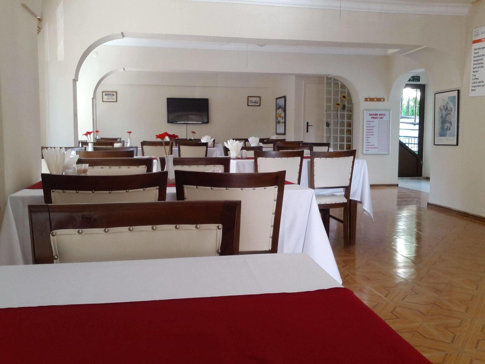Saturn Hotel Kusadası Esterno foto