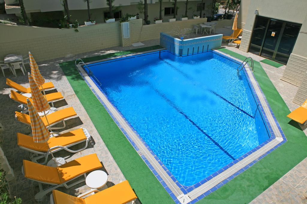 Saturn Hotel Kusadası Esterno foto