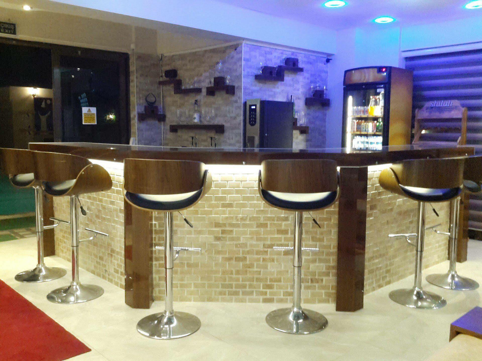 Saturn Hotel Kusadası Esterno foto